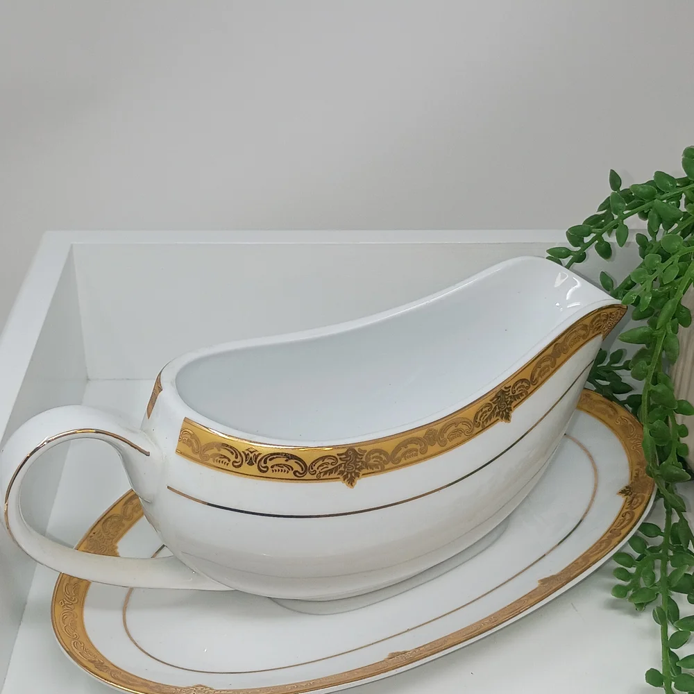 Pegasus Elegant Gold and White Gravy Boat Set